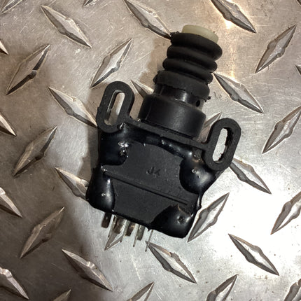 PTO Switch, 000013058P05