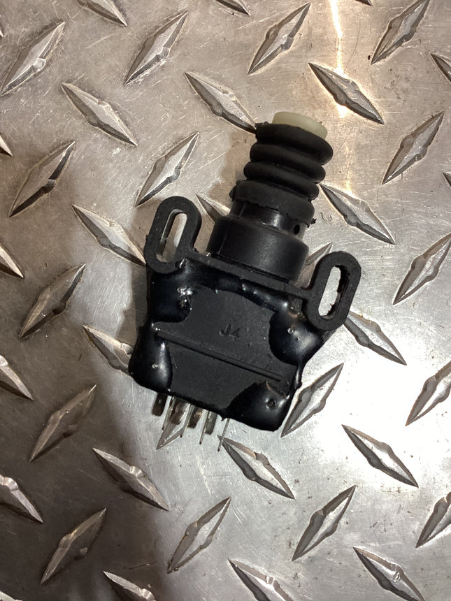 PTO Switch, 000013058P05