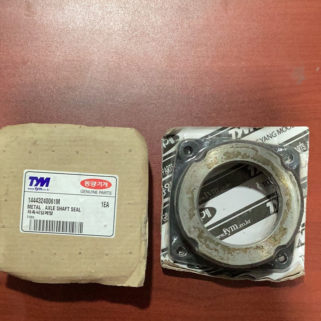 TYM/MAHINDRA RETAINER AXLE SHAFT SEAL, 14443240061M