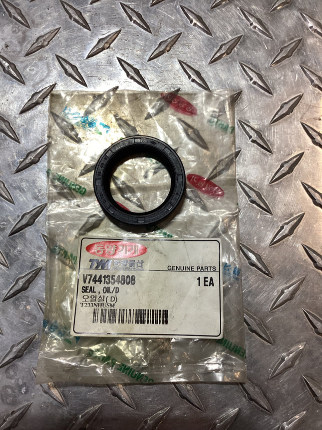 TYM / Mahindra / Branson Oil Seal/D, V7441354808