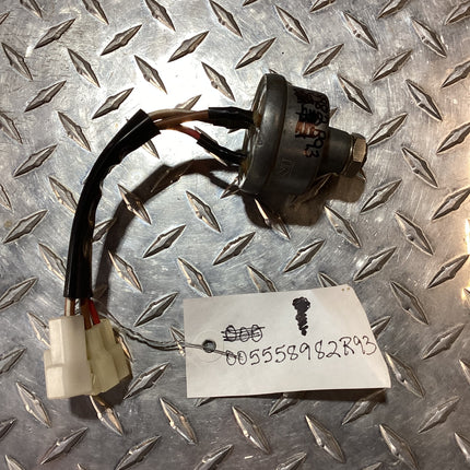 Mahindra Key Switch, 005558982R93