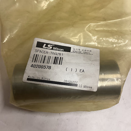 LS TRACTOR SPACER