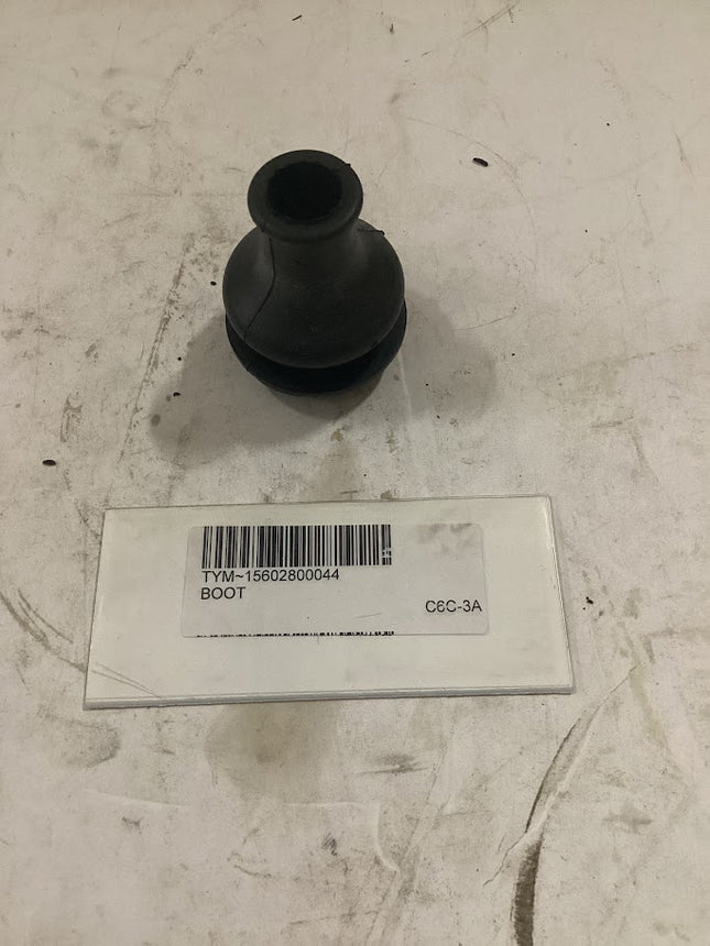 TYM/MAHINDRA TRACTOR BOOT, 15602800044