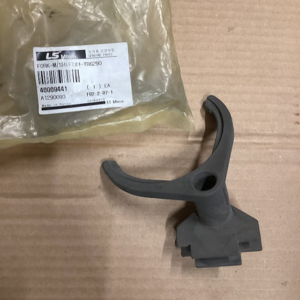 LS TRACTOR Fork-M/Shift#1 40009441