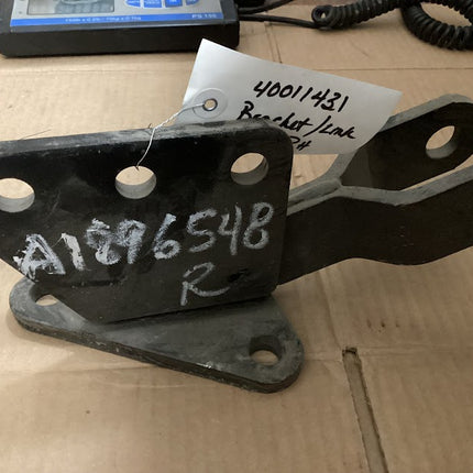 LS TRACTOR BRACKET C/LINK RH 40011431