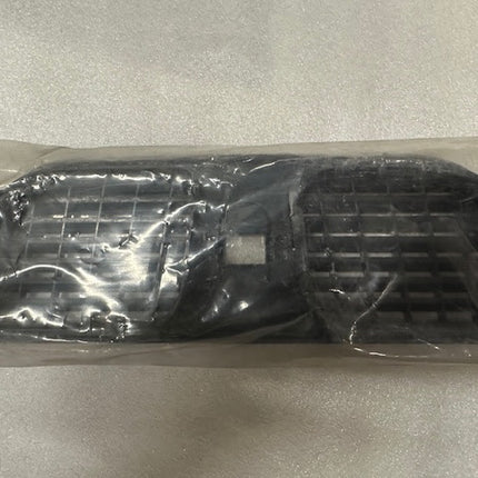 LS TRACTOR AIR GRILL 40260404