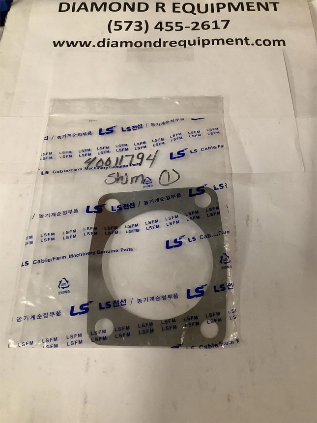 LS TRACTOR Shim 40011794